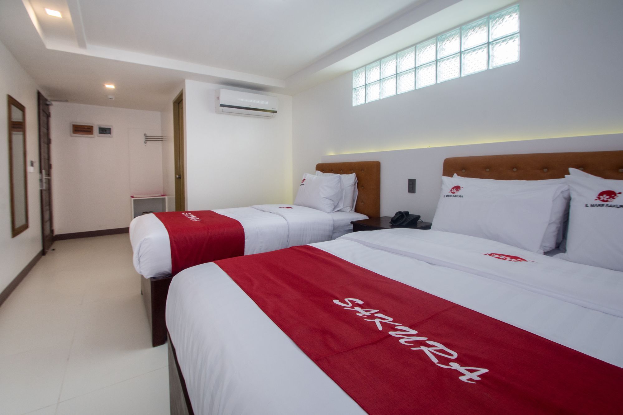 Il Mare Sakura Resort Boracay Balabag  Экстерьер фото
